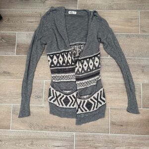 Hollister Gray and Cream Patterned Cardigan